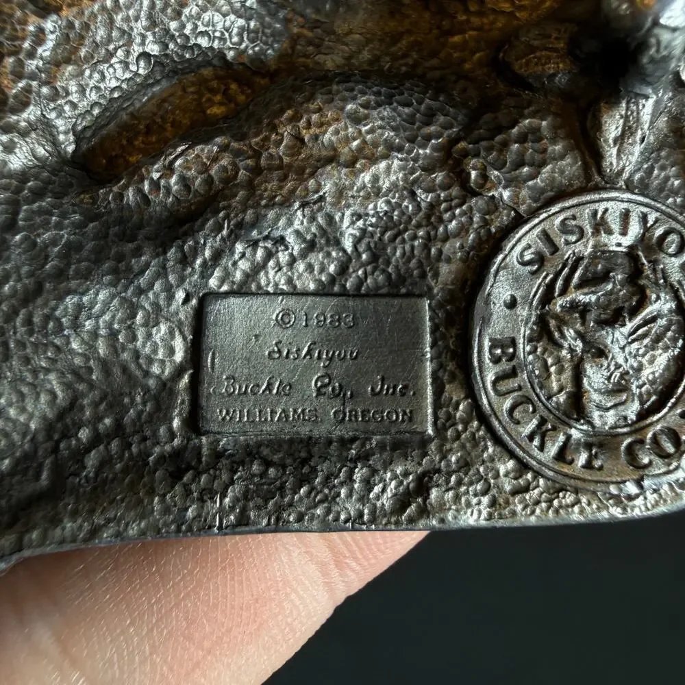RING NECKED PHEASANTS FLYING BIRDS NATURE VINTAGE BELT BUCKLE SISKIYOU USA 1983
